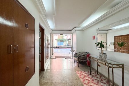 Apartamento à venda com 75m², 2 quartos e 1 vagaÁrea comum - Hall