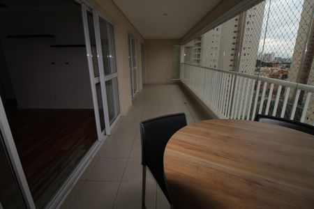 Apartamento para alugar com 156m², 4 quartos e 3 vagasSacada
