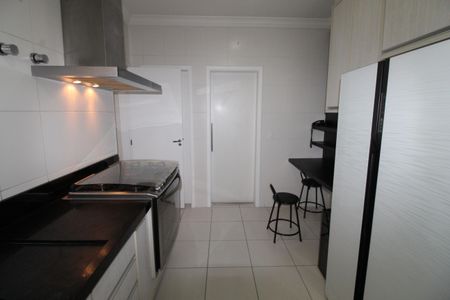 Apartamento para alugar com 156m², 4 quartos e 3 vagasCozinha
