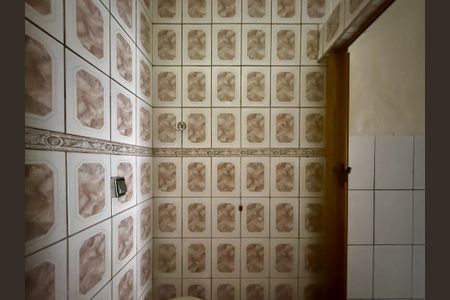 Casa para alugar com 50m², 1 quarto e 1 vaga Casa para alugar com 50m², 1 quarto e 1 vagaBanheiro