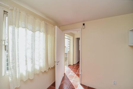 Casa à venda com 246m², 4 quartos e 3 vagasQuarto de Serviço