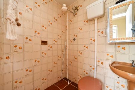 Casa à venda com 246m², 4 quartos e 3 vagasBanheiro de serviço