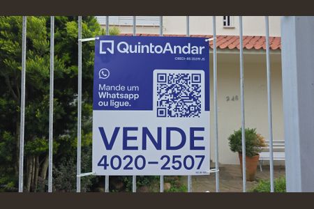 Casa à venda com 246m², 4 quartos e 3 vagasPlaquinha