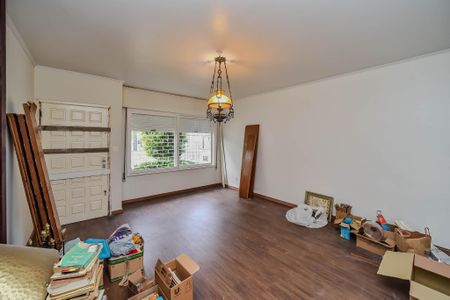 Casa à venda com 246m², 4 quartos e 3 vagasSala