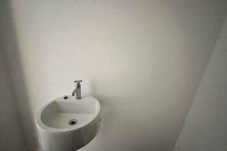 Apartamento à venda com 135m², 4 quartos e 2 vagas Apartamento à venda com 135m², 4 quartos e 2 vagasLavabo