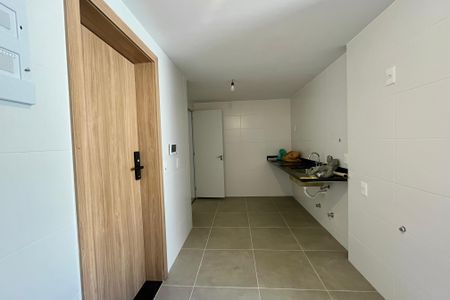Apartamento à venda com 135m², 4 quartos e 2 vagas Apartamento à venda com 135m², 4 quartos e 2 vagasCozinha