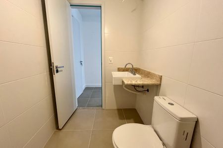 Apartamento à venda com 135m², 4 quartos e 2 vagas Apartamento à venda com 135m², 4 quartos e 2 vagasBanheiro social 1