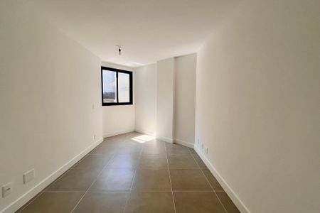 Apartamento à venda com 135m², 4 quartos e 2 vagasSuite 1