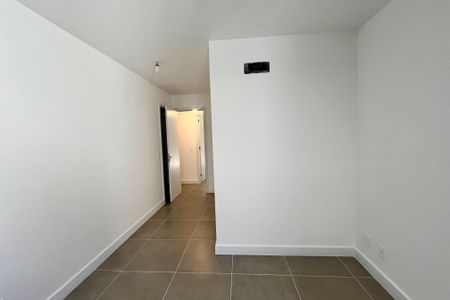 Apartamento à venda com 135m², 4 quartos e 2 vagasSuite 2