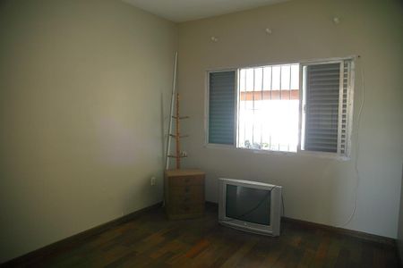 Casa à venda com 150m², 5 quartos e 2 vagasSuíte -casa 2 