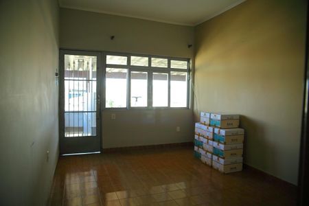 Casa à venda com 150m², 5 quartos e 2 vagasSala - casa 2 