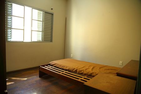 Casa à venda com 150m², 5 quartos e 2 vagasQuarto 3 - casa 2 