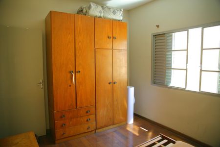 Casa à venda com 150m², 5 quartos e 2 vagasQuarto 3 - casa 2 