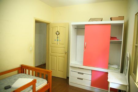 Casa à venda com 150m², 5 quartos e 2 vagasQuarto 2 