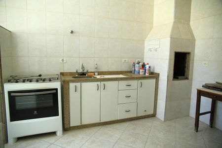 Casa à venda com 150m², 5 quartos e 2 vagasConvivência - casa 2 