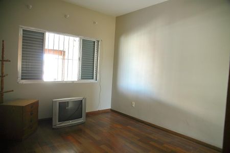 Casa à venda com 150m², 5 quartos e 2 vagasSuíte -casa 2 