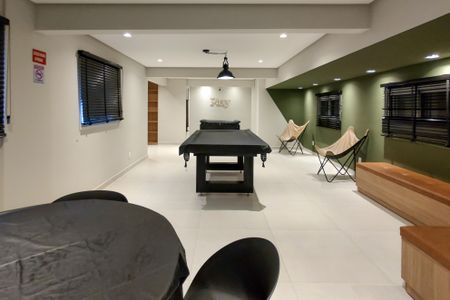 Apartamento para alugar com 70m², 2 quartos e 1 vaga Apartamento para alugar com 70m², 2 quartos e 1 vagaSala de Jogos