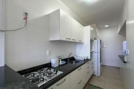 Apartamento para alugar com 70m², 2 quartos e 1 vaga Apartamento para alugar com 70m², 2 quartos e 1 vagaCozinha