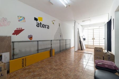 Casa para alugar com 226m², 4 quartos e 3 vagasSala