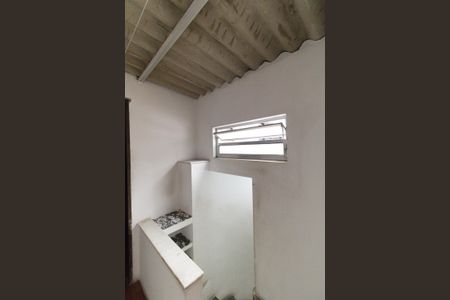 Casa para alugar com 226m², 4 quartos e 3 vagasEscada