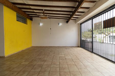 Casa para alugar com 226m², 4 quartos e 3 vagasGaragem 