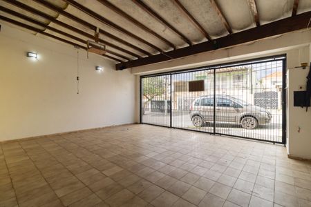 Casa para alugar com 226m², 4 quartos e 3 vagasGaragem 