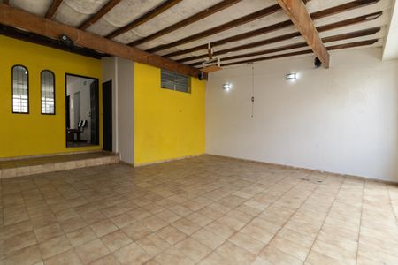 Casa para alugar com 226m², 4 quartos e 3 vagasGaragem 