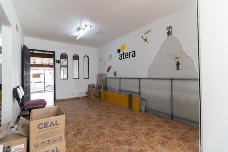 Casa para alugar com 226m², 4 quartos e 3 vagasSala