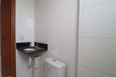 Apartamento para alugar com 57m², 2 quartos e 1 vagaBanheiro do Quarto 2