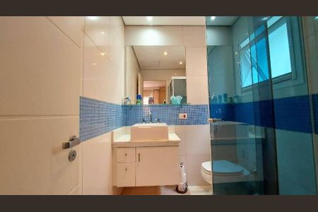 Casa à venda com 3 quartos, 228m² em Educandário, São Paulo