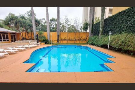 Casa à venda com 3 quartos, 228m² em Educandário, São Paulo