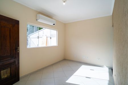 Sala de casa para alugar com 2 quartos, 84m² em Jardim Residencial Villa Amato, Sorocaba