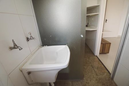 Apartamento à venda com 60m², 2 quartos e 1 vaga Apartamento à venda com 60m², 2 quartos e 1 vagaÁrea de Serviço