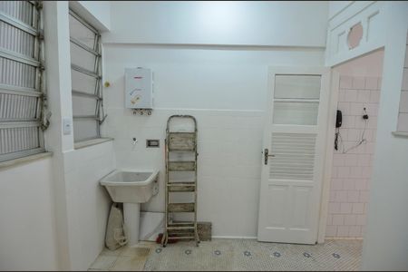 Apartamento para alugar com 70m², 2 quartos e 1 vagaÁrea de Serviço
