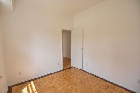 Apartamento para alugar com 70m², 2 quartos e 1 vaga Apartamento para alugar com 70m², 2 quartos e 1 vagaQuarto 2