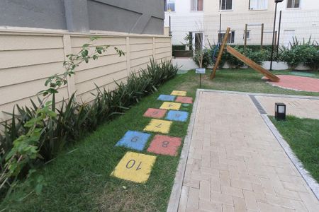 Apartamento para alugar com 34m², 2 quartos e sem vagaÁrea comum - Playground