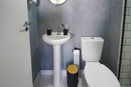 Apartamento para alugar com 34m², 2 quartos e sem vagaBanheiro