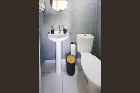 Apartamento para alugar com 34m², 2 quartos e sem vagaBanheiro