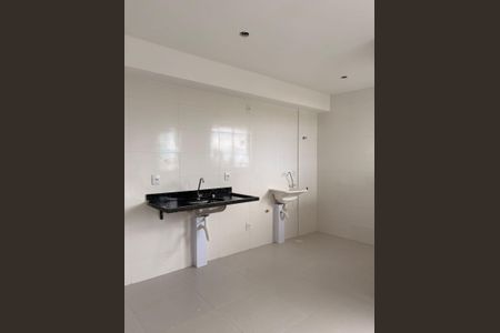 Cozinha de apartamento para alugar com 2 quartos, 58m² em Jardim Patricia, Uberlândia