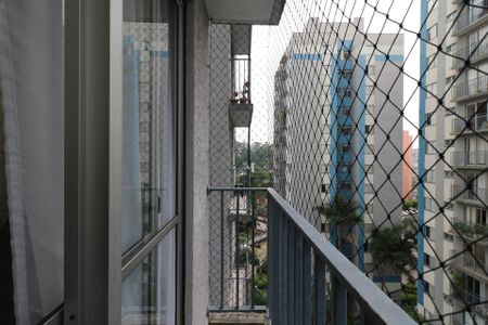 Apartamento à venda com 48m², 2 quartos e 1 vaga Apartamento à venda com 48m², 2 quartos e 1 vagaVaranda da Sala