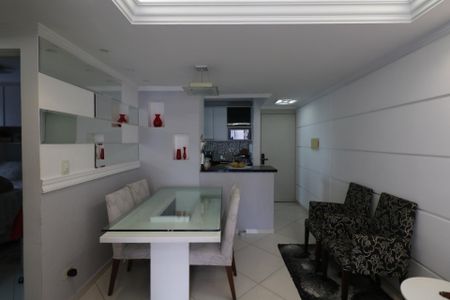 Sala de apartamento à venda com 2 quartos, 48m² em Vila Santa Luzia, Diadema