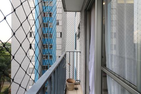 Apartamento à venda com 48m², 2 quartos e 1 vaga Apartamento à venda com 48m², 2 quartos e 1 vagaVaranda da Sala