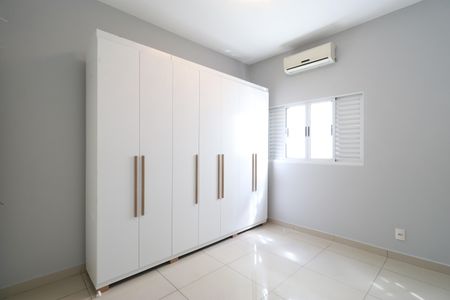 Casa para alugar com 125m², 2 quartos e 1 vagaQuarto 2