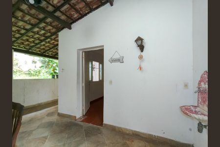 Casa para alugar com 280m², 4 quartos e 1 vagaQuintal