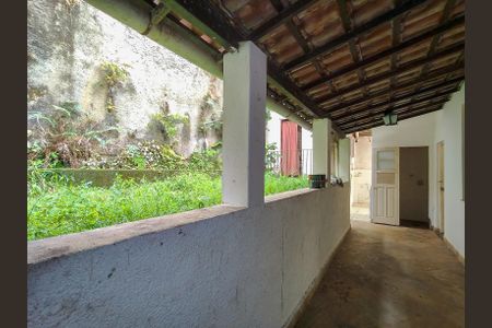 Casa para alugar com 280m², 4 quartos e 1 vagaQuintal