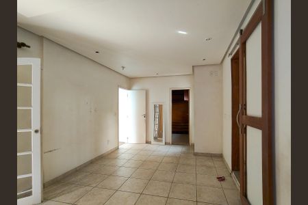 Casa para alugar com 280m², 4 quartos e 1 vagaSuíte