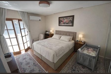 Foto 04 de casa à venda com 2 quartos, 155m² em Vila Cordeiro, São Paulo