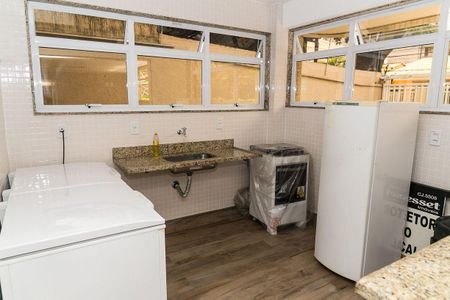Apartamento à venda com 200m², 4 quartos e 3 vagasCozinha