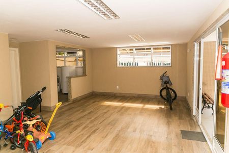 Apartamento à venda com 200m², 4 quartos e 3 vagasSala