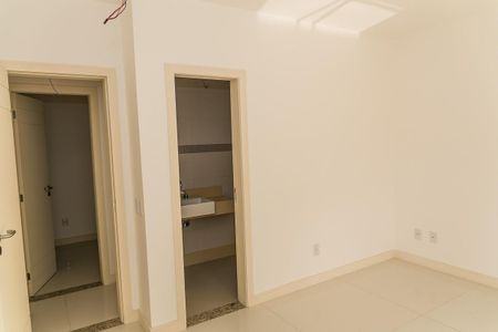 Apartamento à venda com 200m², 4 quartos e 3 vagasSuíte 1